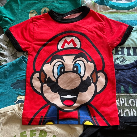 Old Navy and Gap T-shirt Bundle - Picture 2 of 5